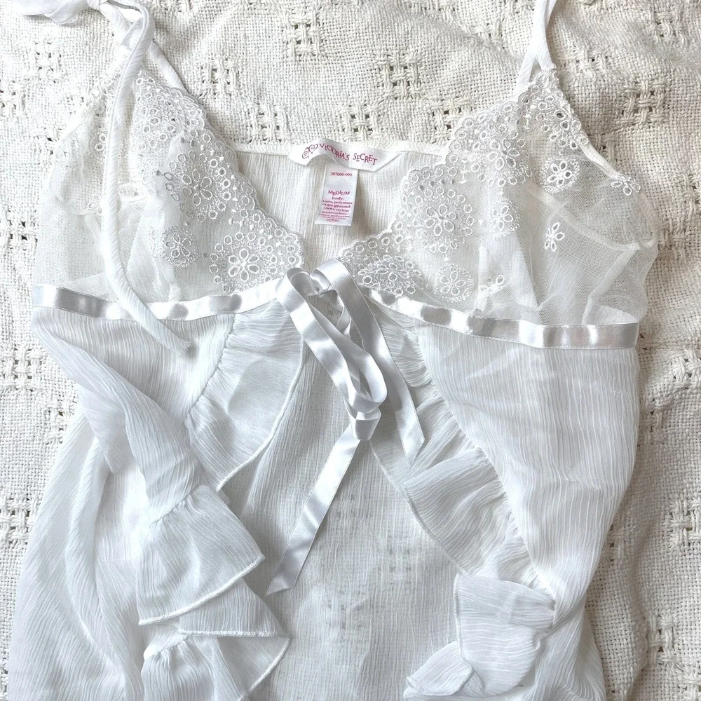 Victoria's Secret Y2K Boho Sheer White Lace Ruffle Babydoll Chemise‎ Cami Medium
